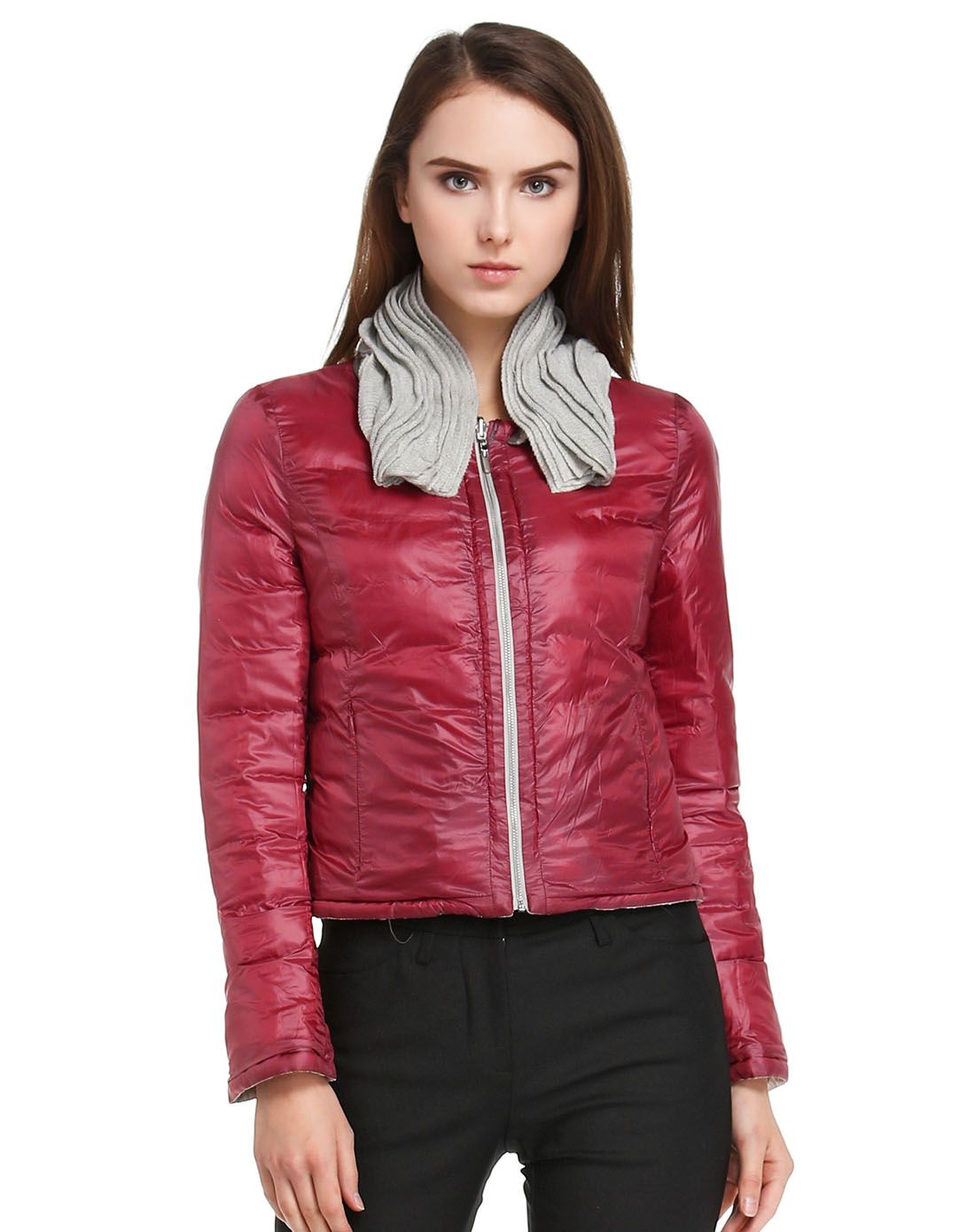 灰/红色修身百搭长袖羽绒服