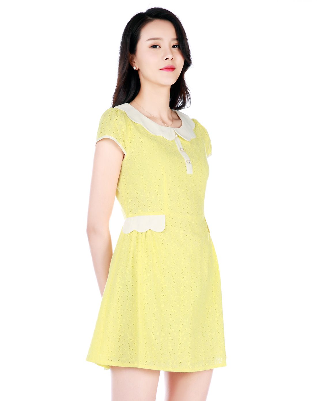 女式鹅黄甜美可爱半袖连衣裙