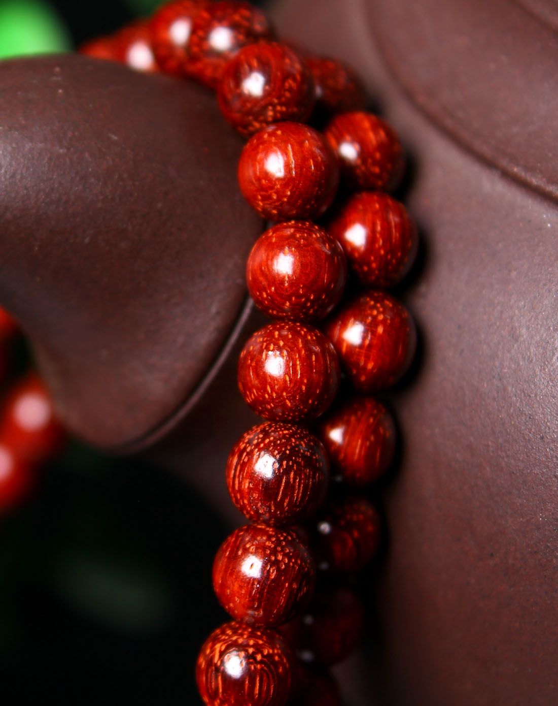 小叶紫檀手串6mm顺纹满牛毛纹