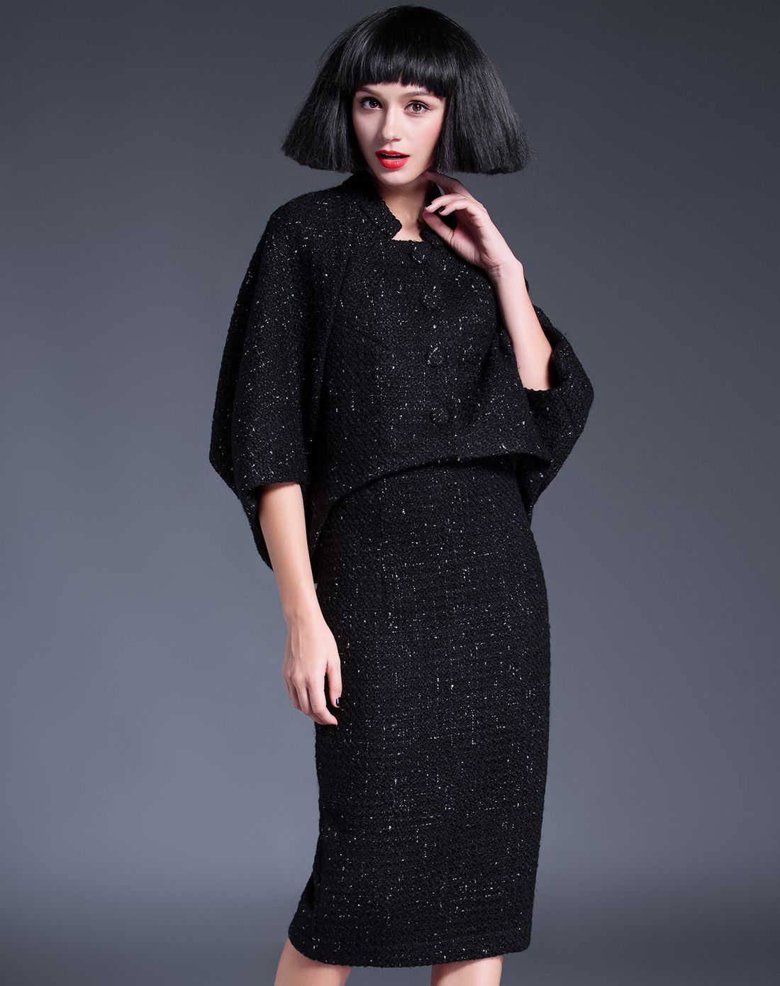 子茉 黑色立领经典小香风气质包臀套裙