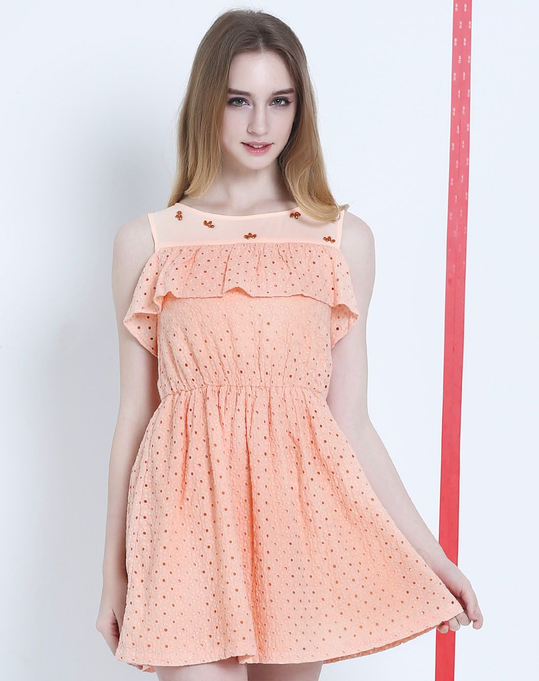 lisa女装专场 桔色时尚可爱洞洞连衣裙