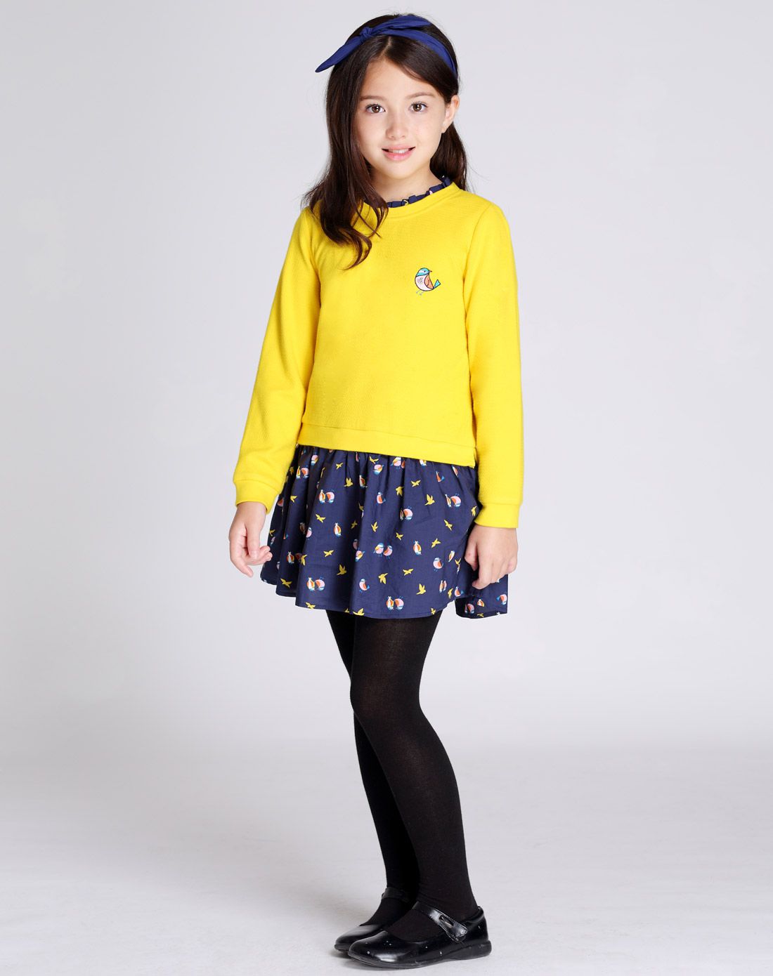 女童新橘黄圆领长袖裙衣