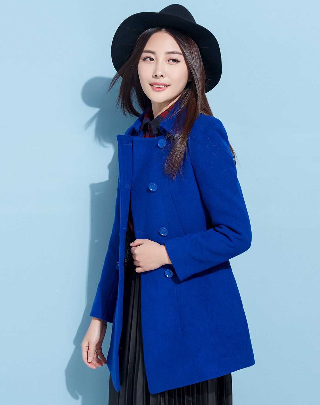 宝石蓝优雅时尚毛呢大衣