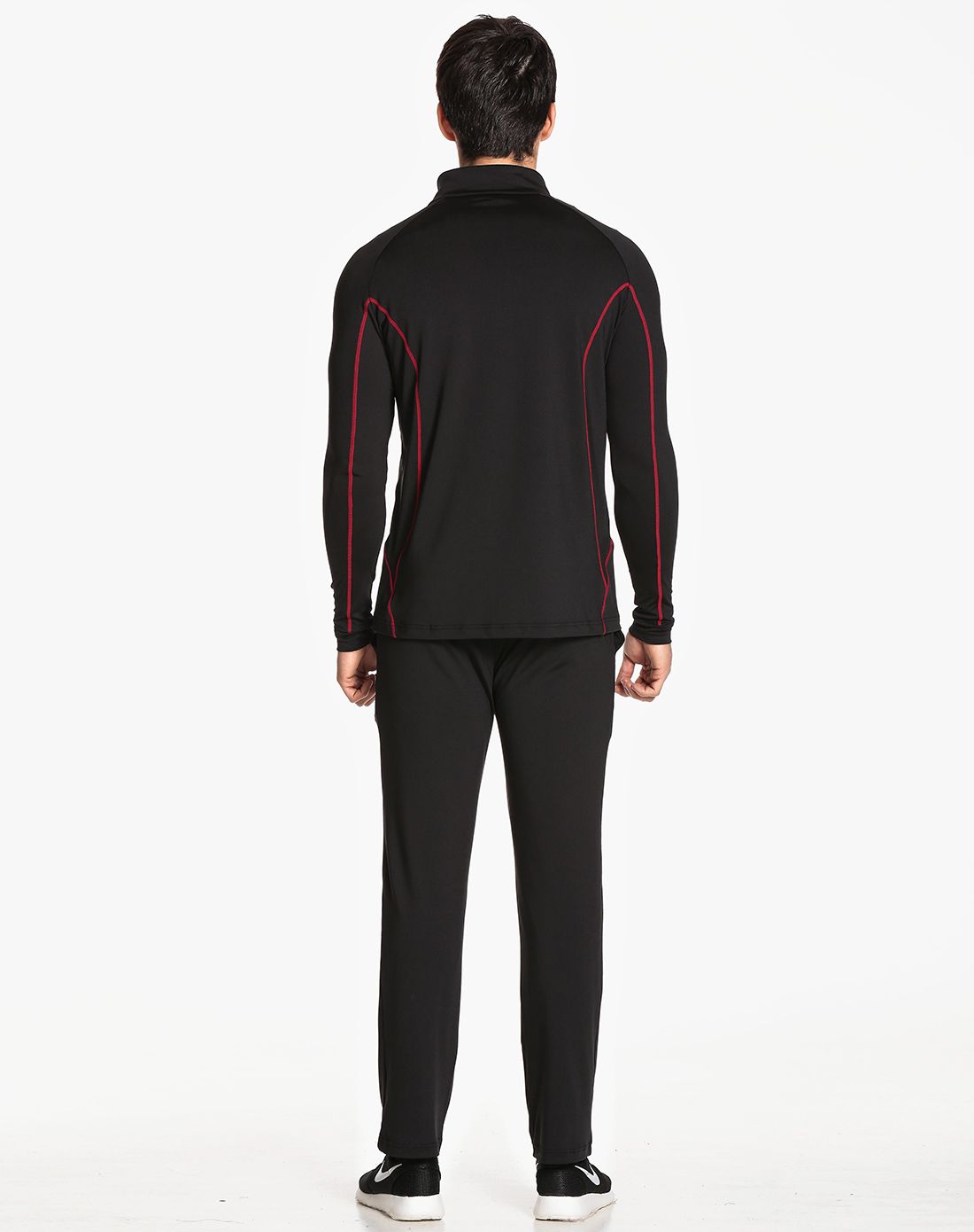 简约舒适 男士黑色运动套装 运动时尚