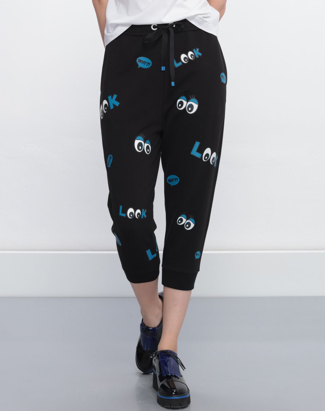 个性图案裤子