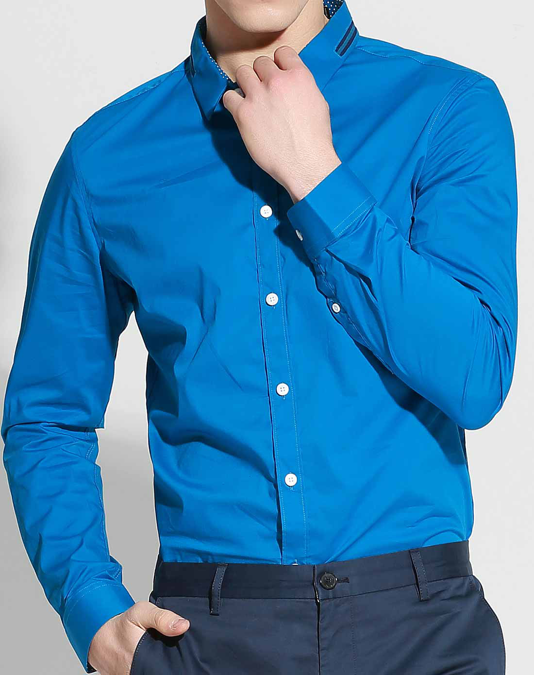 宝蓝色帅气斯文长袖衬衫