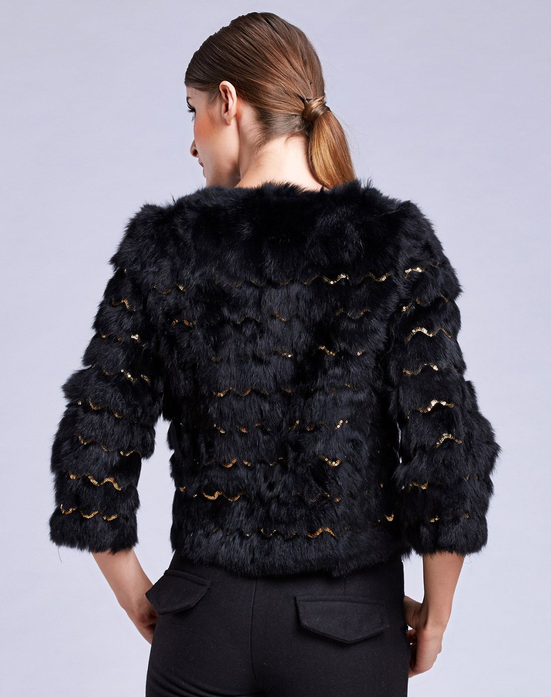女款黑色兔毛外套