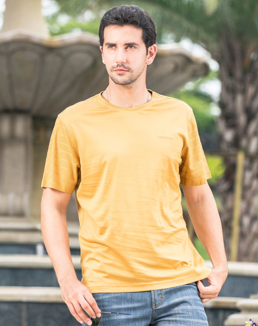 丝光棉面料 男款土黄领素色短t