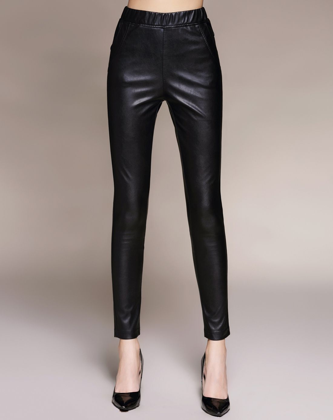 女款黑色时尚显瘦皮裤