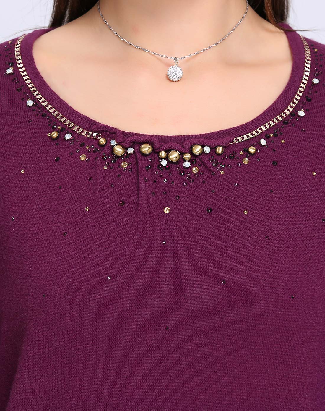 超细美丽诺羊毛紫酱红低圆领烫钻打底衫