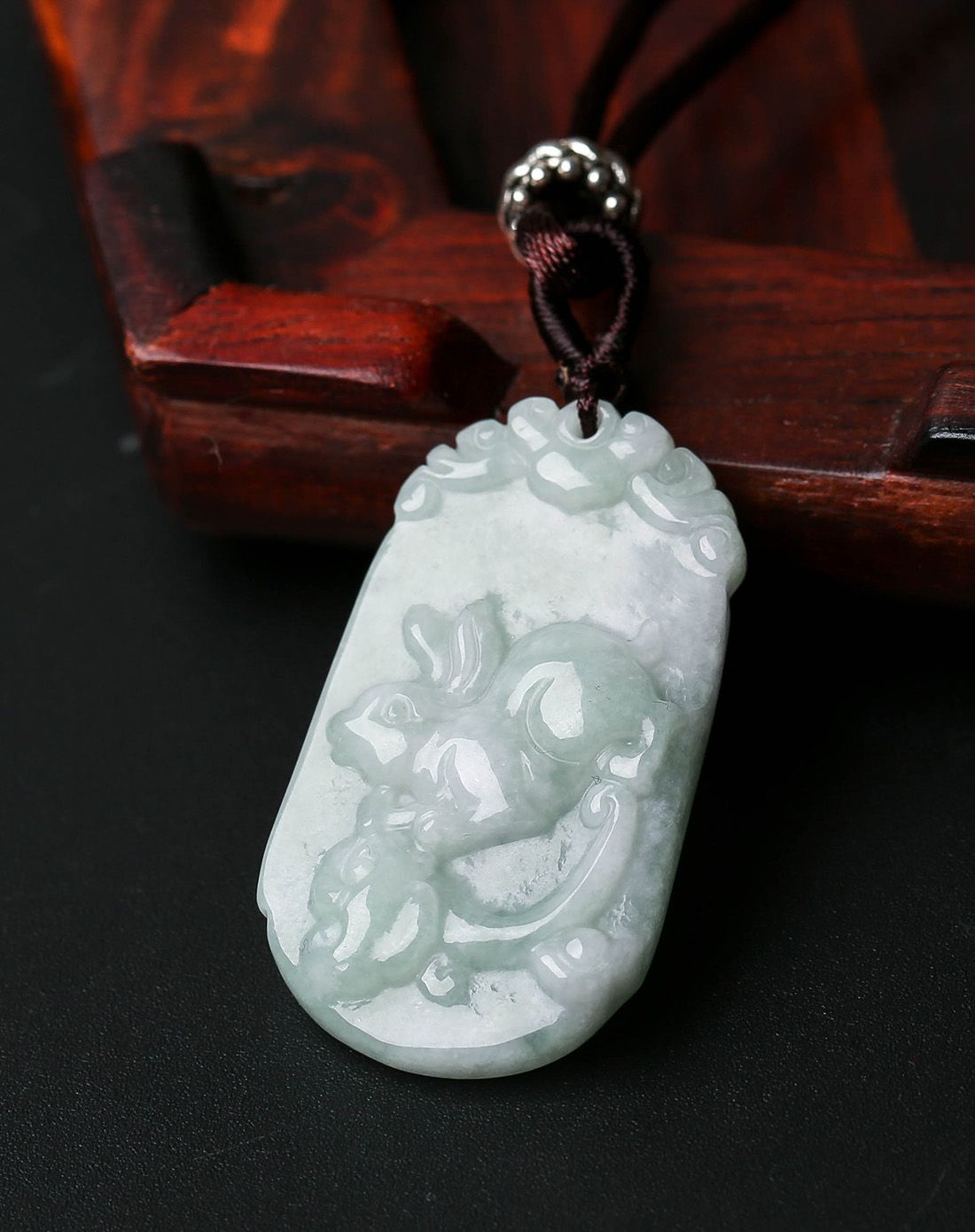 冰糯天然a货翡翠十二生肖牌-兔