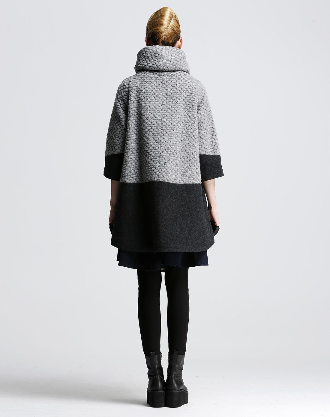 灰/黑灰色百搭典雅大衣