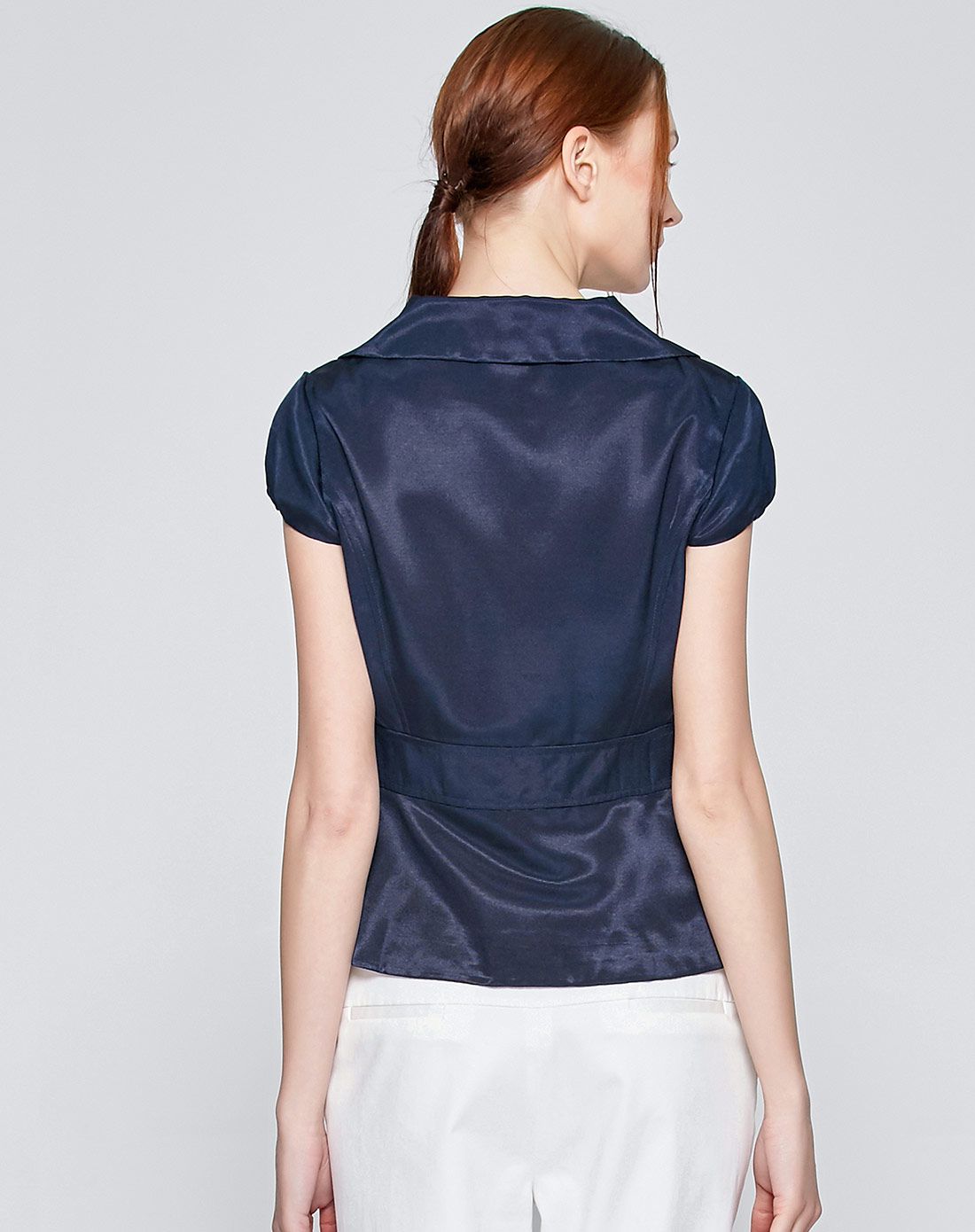 藏青色时尚盖肩外套