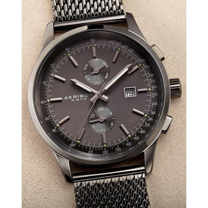 男款三指针多功能钢带石英手表42mm