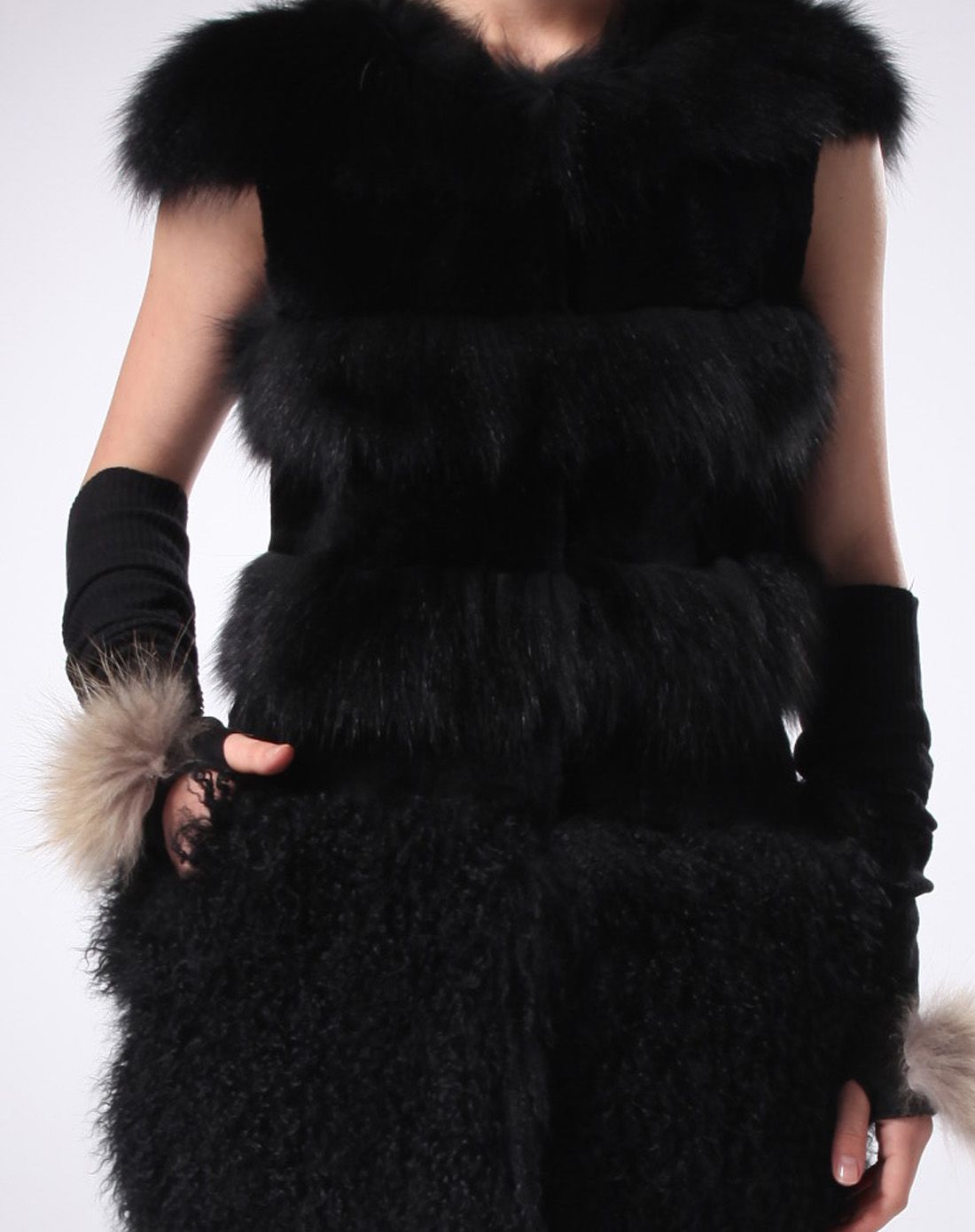 黑色狐狸毛皮草