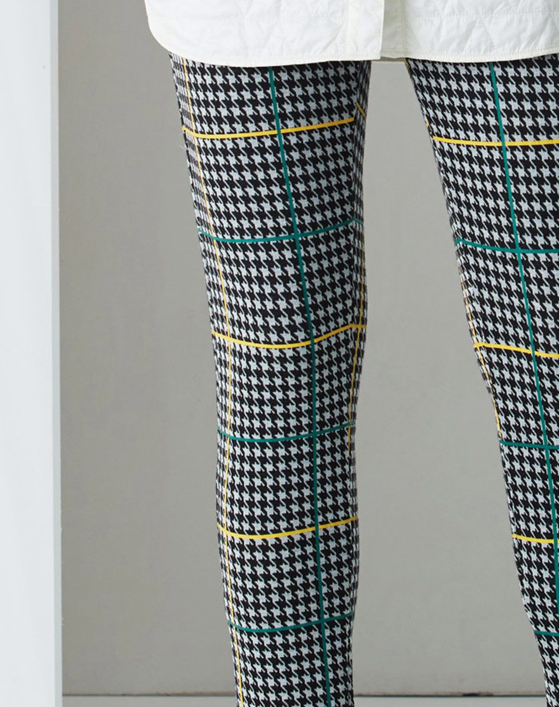 时尚千鸟格裤子