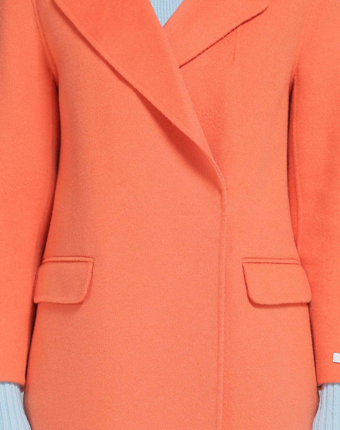 浅橙色翻领直筒长款双面呢羊毛大衣