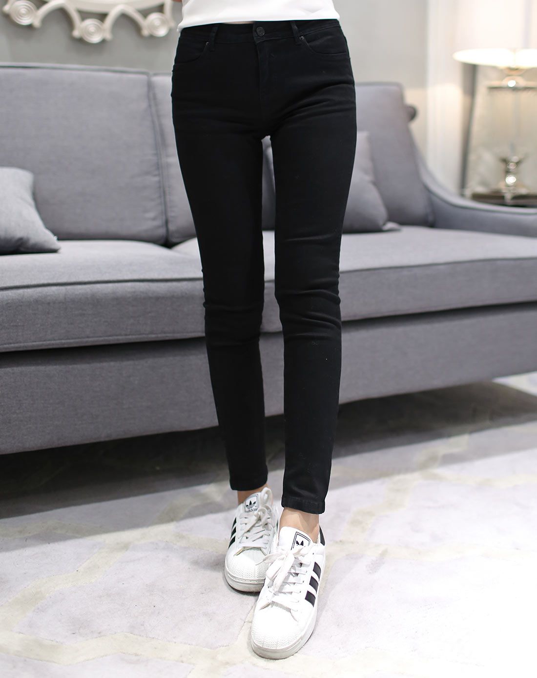 女款时尚紧身休闲裤