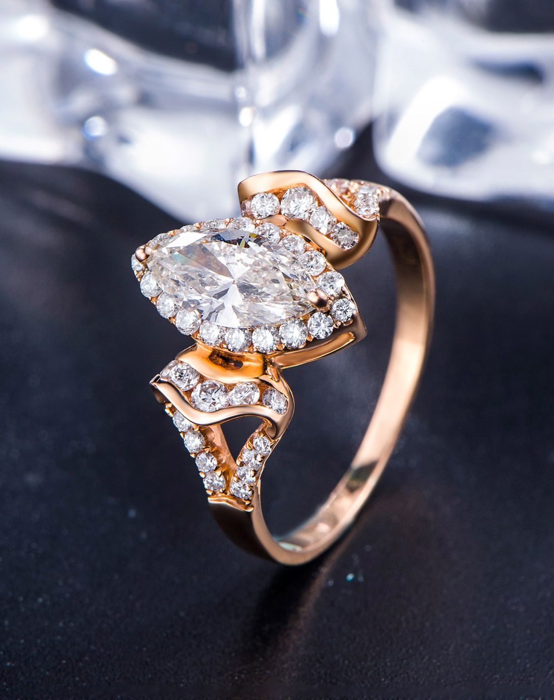 周六福 1.28克拉玫瑰金18k金豪华群镶钻石戒指