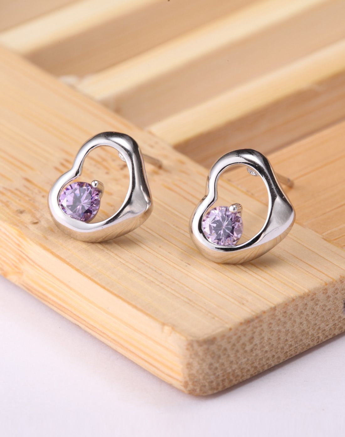 唯一winy饰品专场 s925纯银镶嵌紫色水晶耳钉 耳语