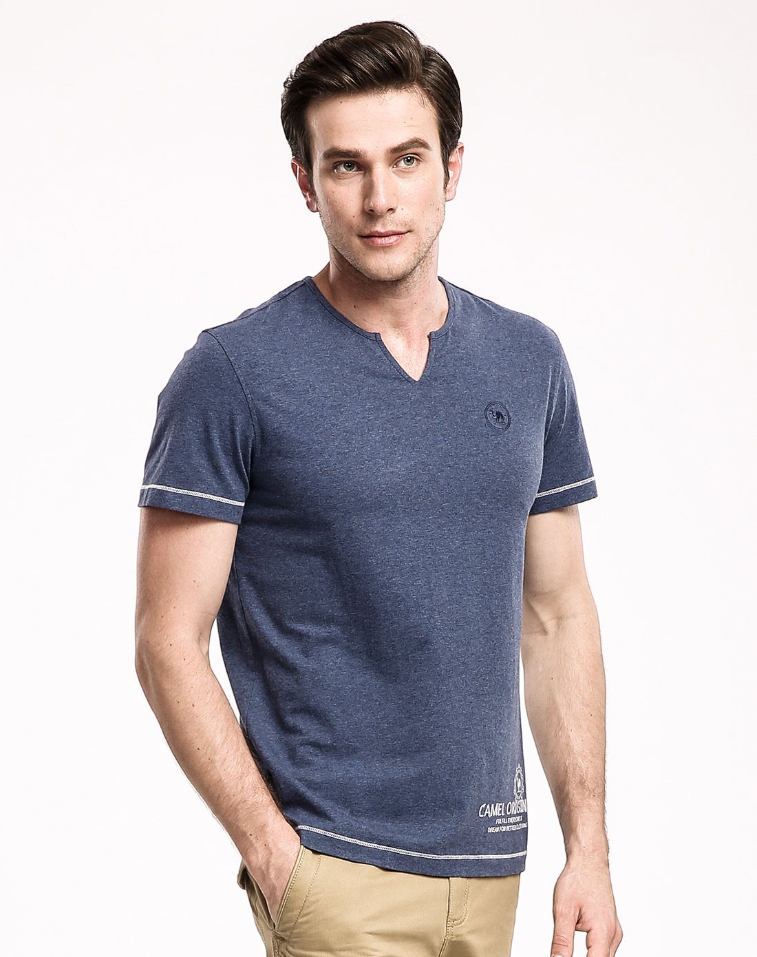 亲肤纯色v领 灰蓝色短袖t恤