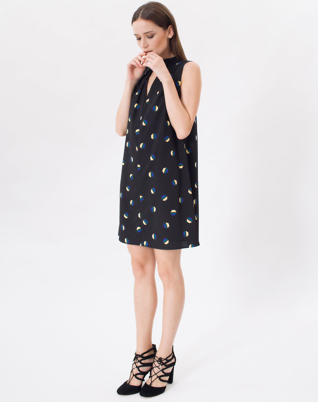 欧美风日常休闲时尚v领连衣裙