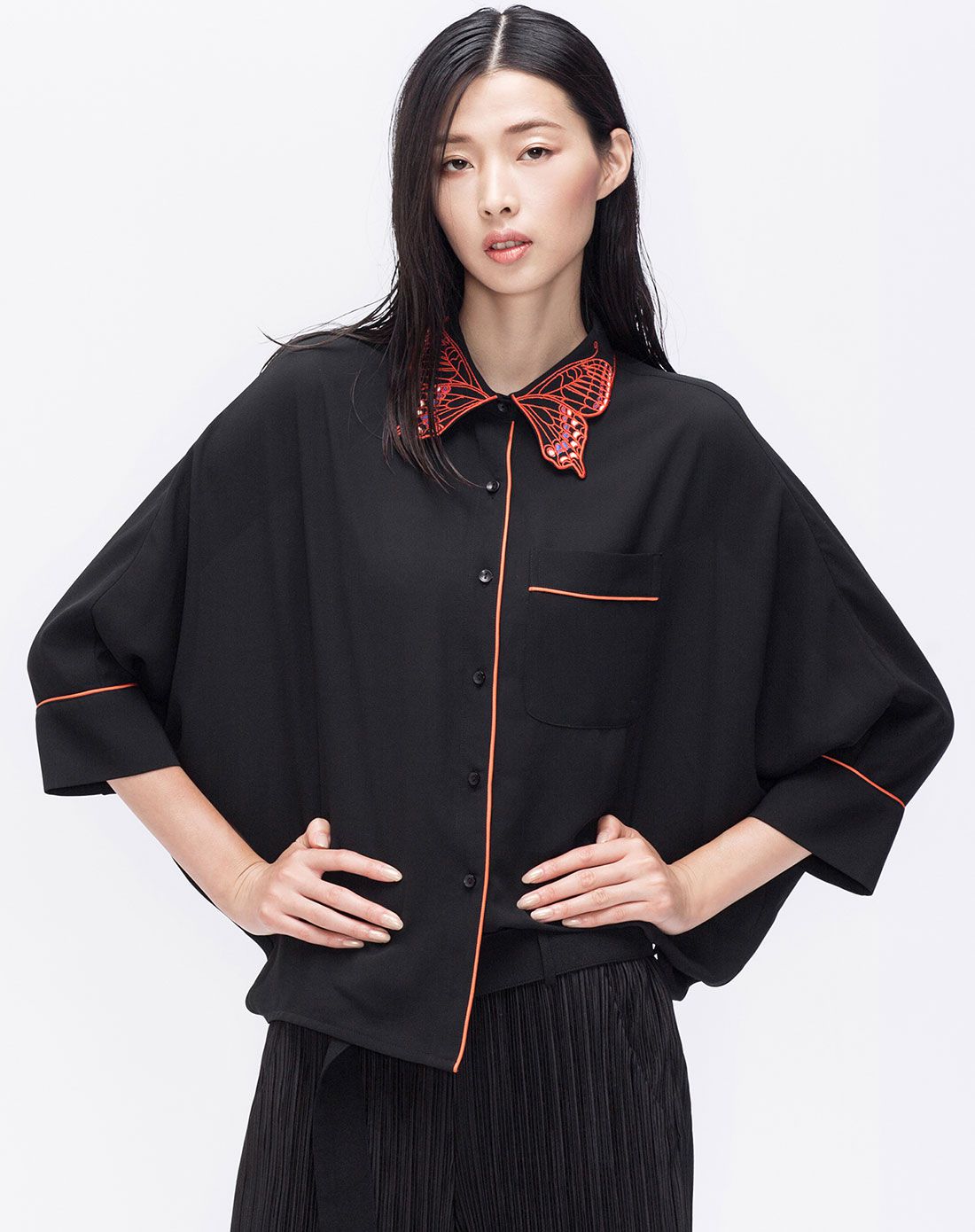 云思木想2016秋季新款刺绣蝙蝠袖女黑色衬衫