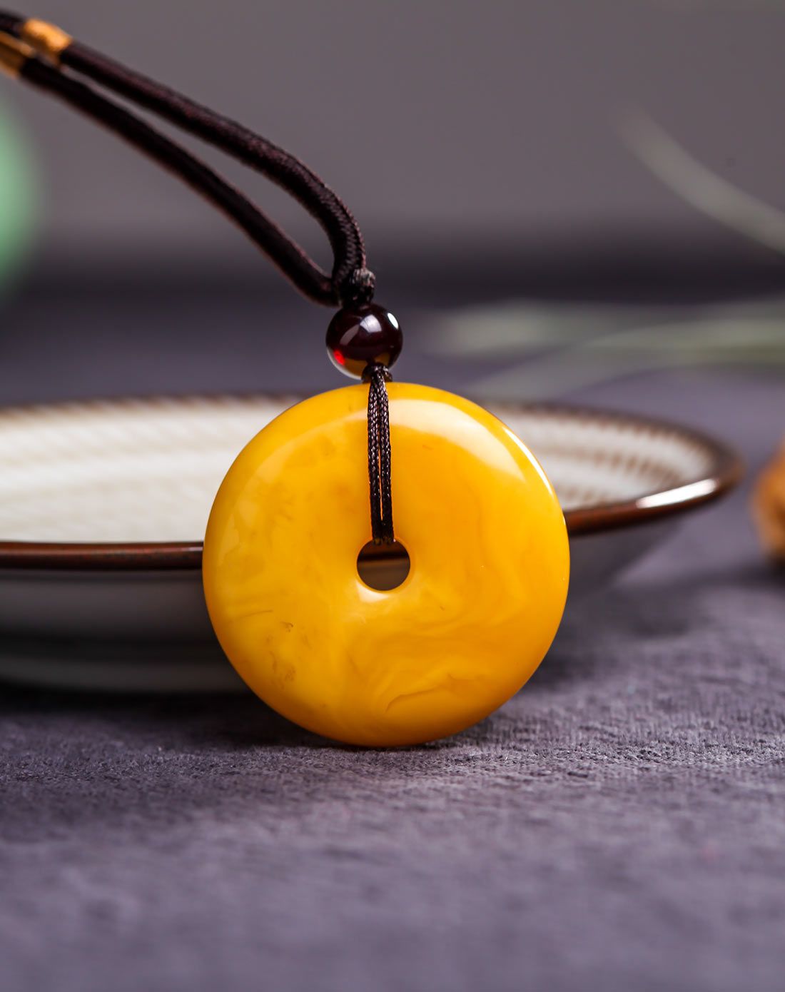 赏饰家 富贵平安扣老蜜蜡吊坠 多款可选(含配绳)