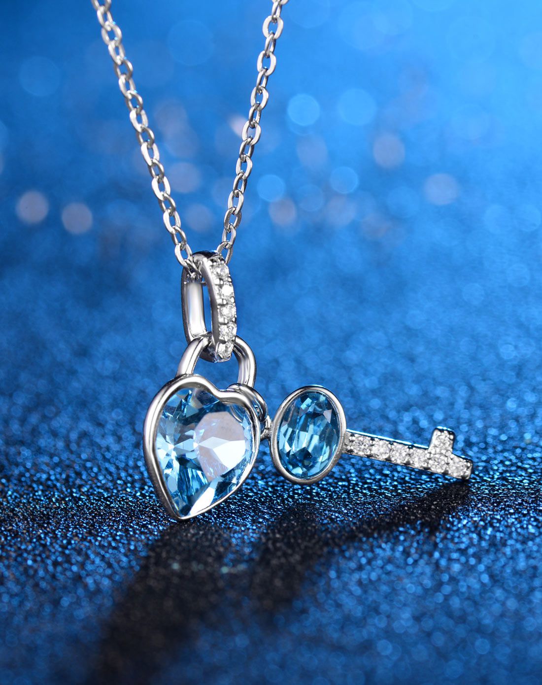 芭莎时尚精品专场芭莎 施华洛世奇元素爱情锁吊坠(配银链)dy05210000_