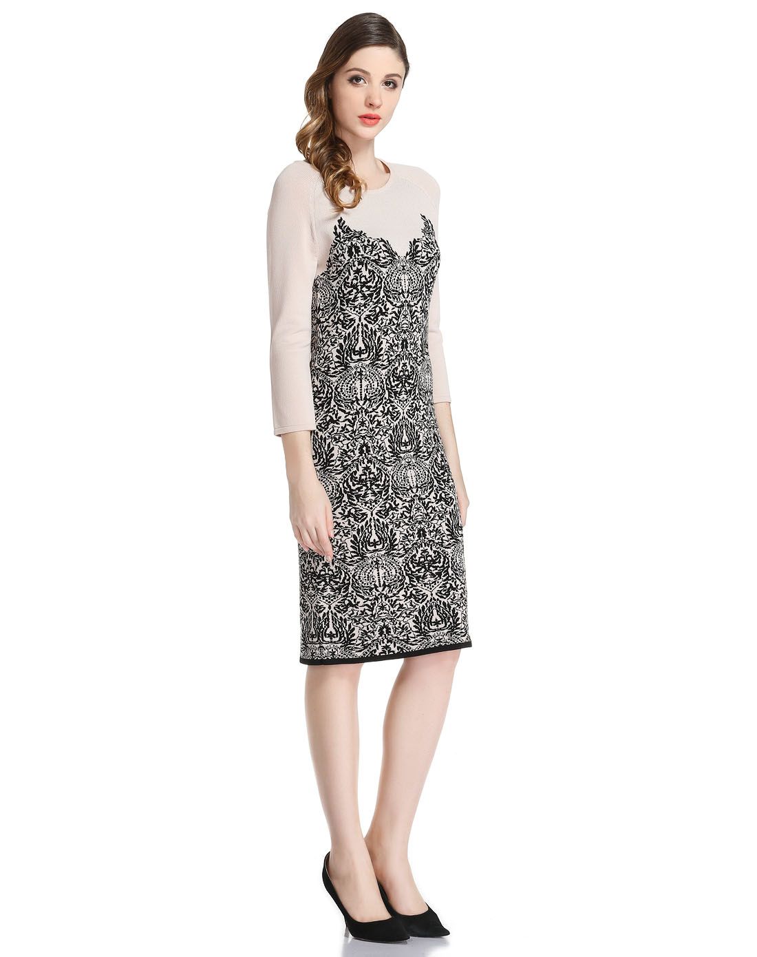 anne klein女装专场 > 黑/米色提花舒适七分袖针织连衣裙