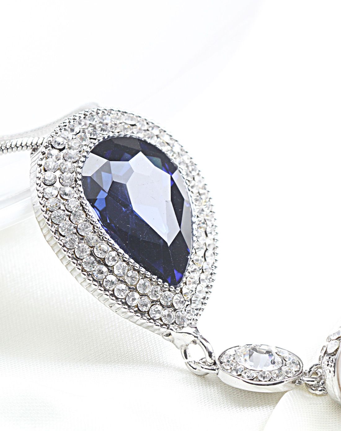 lingo codes 天使之泪项链