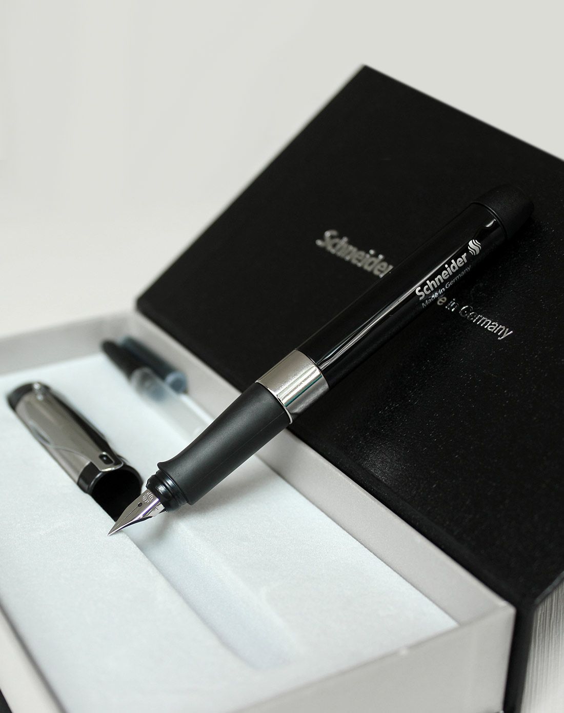 > 德国施耐德智者id金属杆钢笔礼盒装