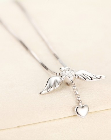 白18k金钻石吊坠天使之心