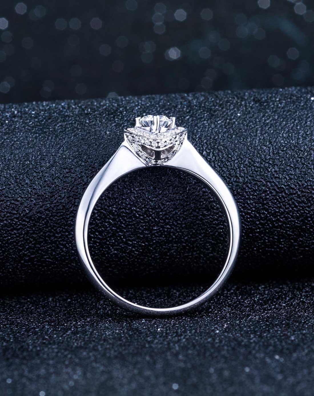 周六福18k白金天使之吻钻石女戒显钻款1016-rs666c_唯品会