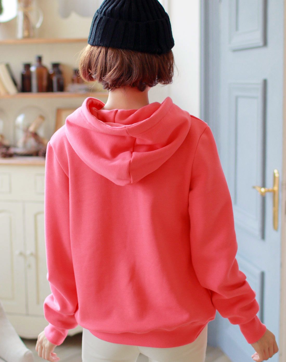 时尚潮流 女款西瓜红带帽卫衣 舒适抓绒