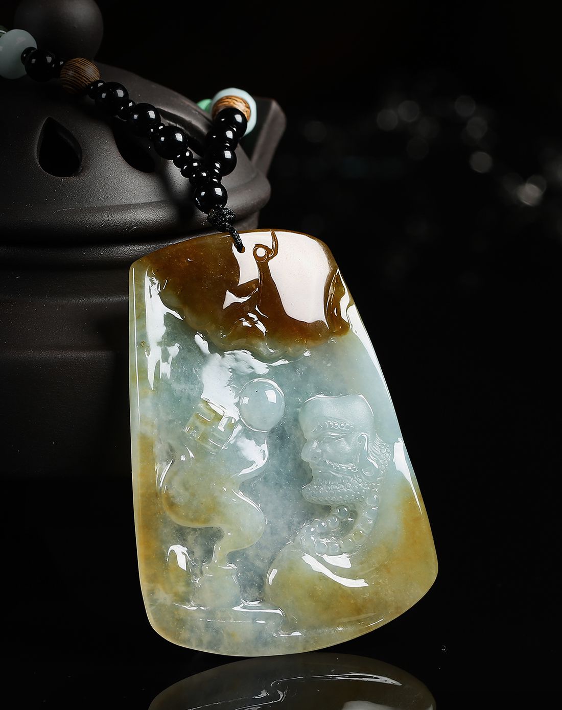 uve 冰糯俏色雕达摩始祖天然a货翡翠挂件