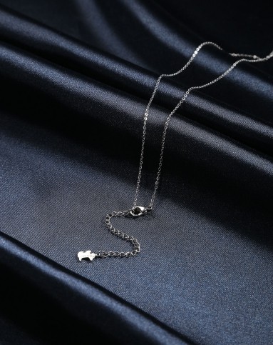 agatha饰品专场 > agatha 镂空埃菲尔铁塔及巴黎字样心型项链