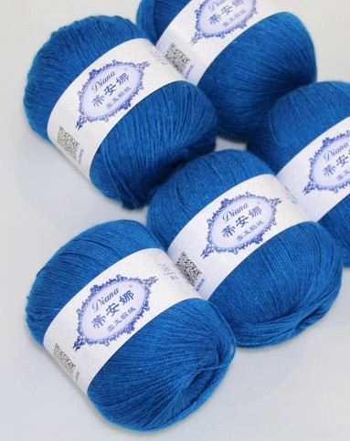 牛仔蓝雪玉抗起球貂绒线盒装300g(6两)