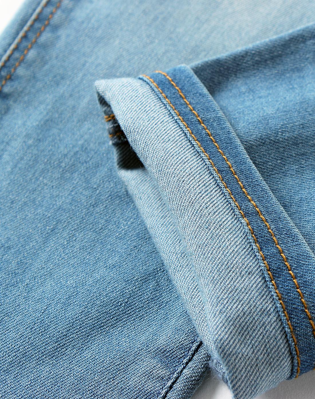 男童浅牛仔蓝牛仔裤