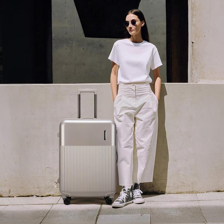 新秀丽 结实耐用大容量轻便拉杆箱20寸登机箱旅行箱密码行李箱 DK7