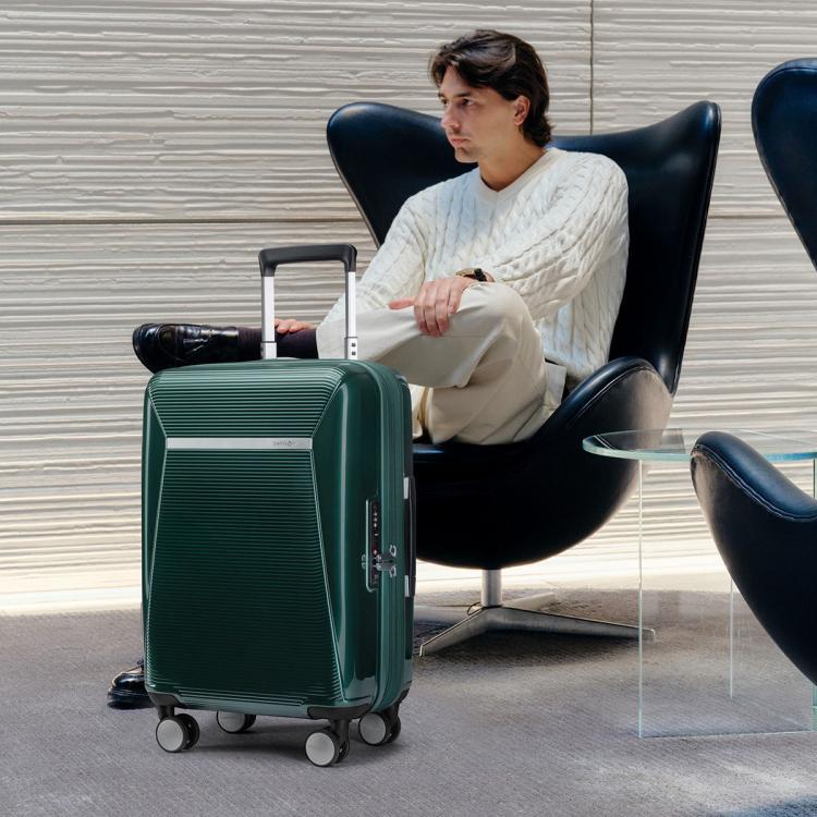 新秀丽 【全尺寸可扩展】复古摩登行李箱飞机轮旅行箱轻盈耐用登机箱 GN7