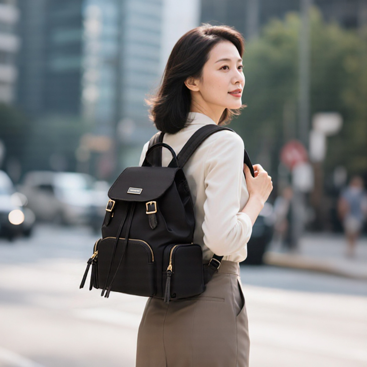 新秀丽 热卖女士时尚高级感双肩包轻奢包包夏季优雅轻便背包TQ4