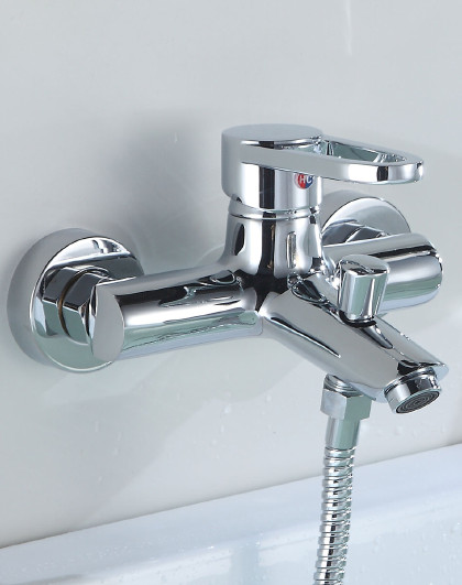 全铜冷热三联水龙头 浴缸淋浴水龙头热水器混水阀 暗装