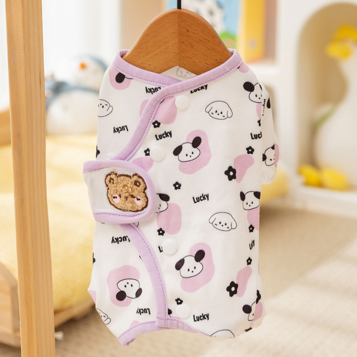 嬉皮狗 狗狗衣服小熊贴布居家包肚衣猫咪透气四季款包肚衣空调服宠物衣服