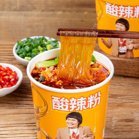 嗨吃家 酸辣粉/宽粉105gx6桶装 红薯粉丝米线夜宵泡面方便速食品整箱 图片 3