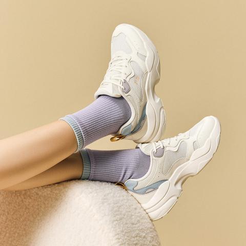 安踏 【引力】休闲鞋百搭舒适软底运动跑步鞋潮流复古老爹鞋女子运动鞋 图片 6