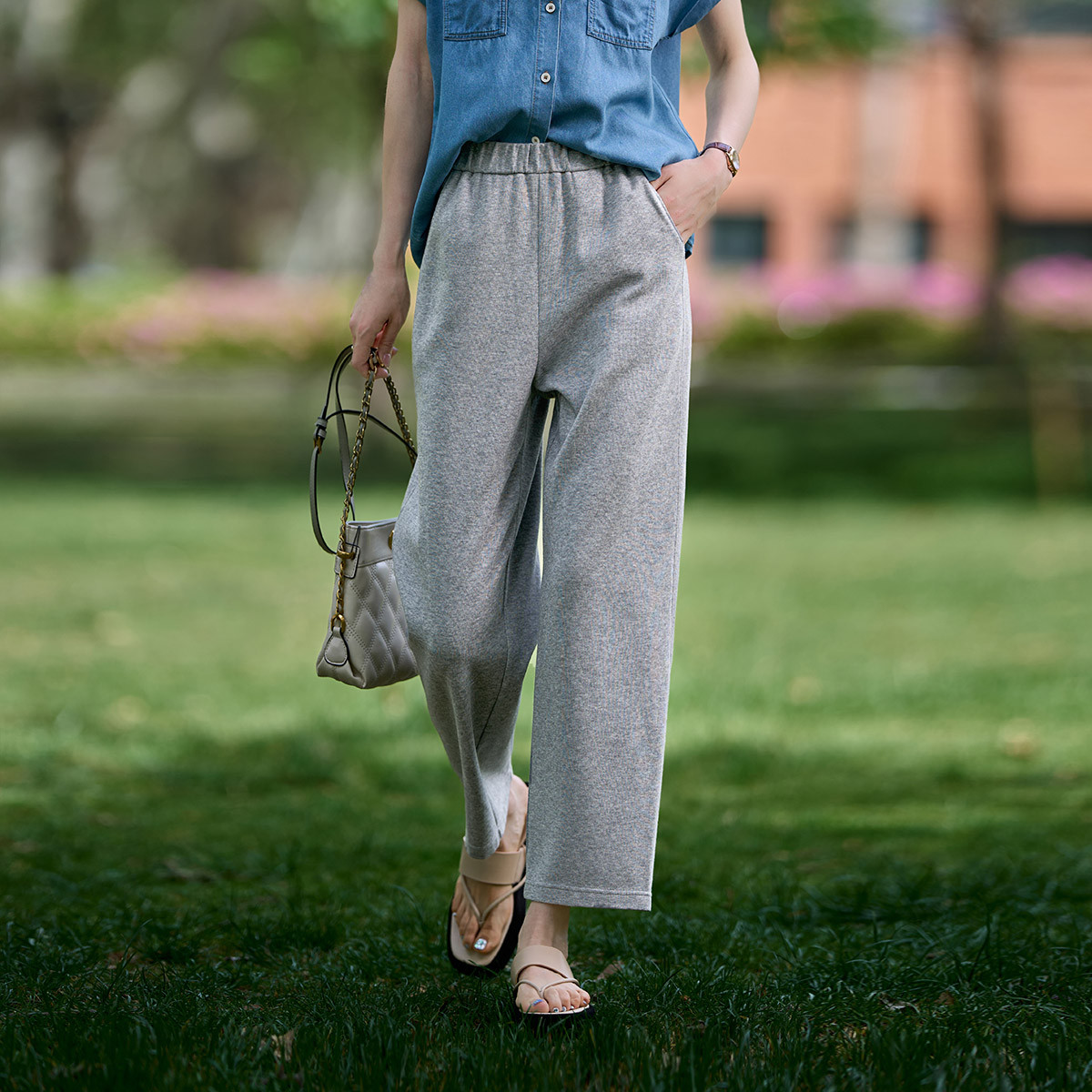 ����� �ɽ����ŷ��˶���Ů���� ���ɹ������п� 2026���� 136Ԫ