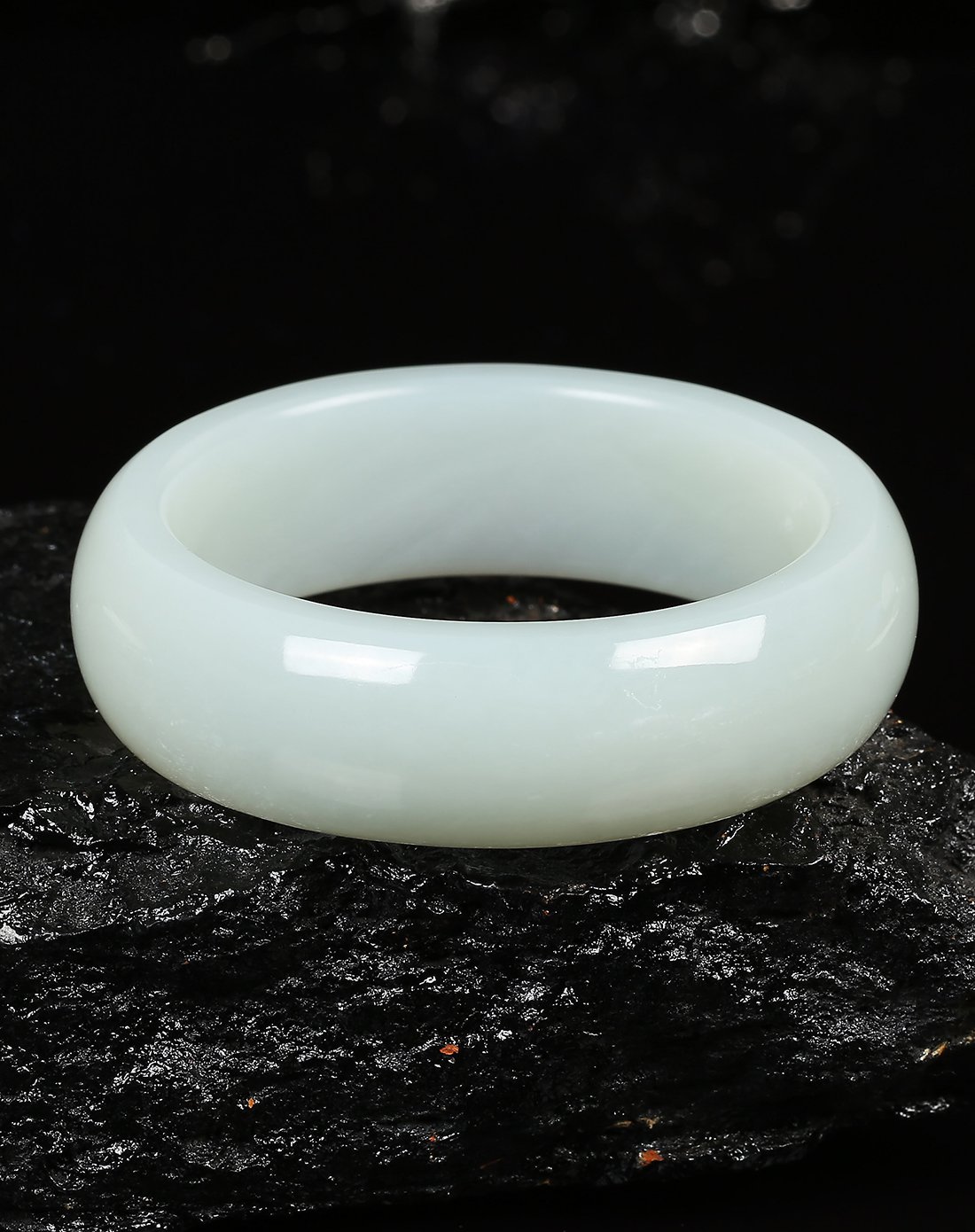 uve 老料水润细腻天然和田白玉端庄正装手镯