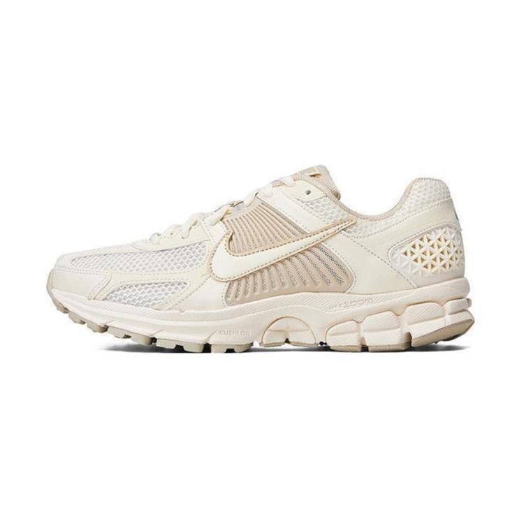 Nike 女鞋zoom Vomero 5 Gcel Cn跑步鞋 In White