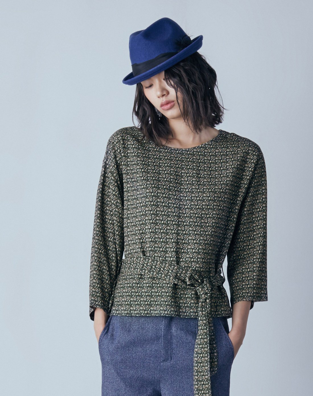 子苞米女装专场 m.tsubomi子苞米圆领花色系带设计风上衣女